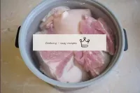 Fill the meat with water to the top of the bowl. P...