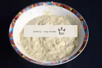 Pour flour and baking powder into courgettes. Mix ...