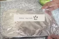 Cobre a carne com papel alumínio e mande-a para o ...