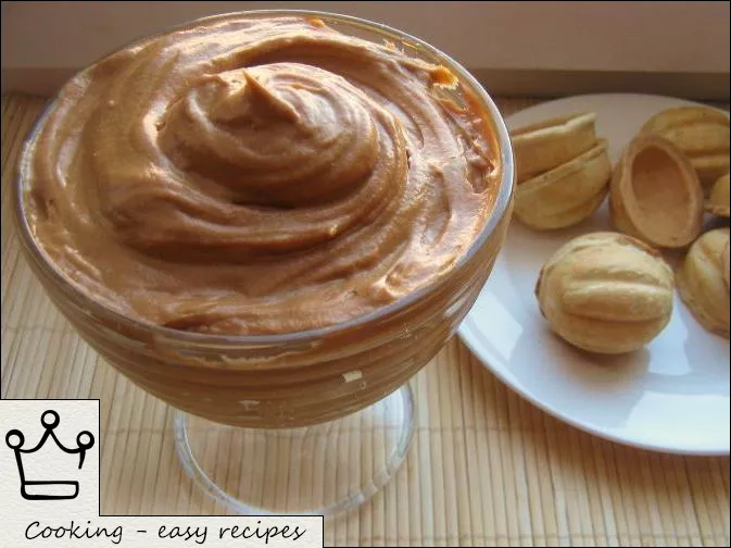 Creme aus dickicht