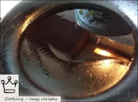Preparar un aderezo de harina de 2-3 cucharadas de...