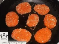 Chauffer le beurre. Faire frire les galettes de ca... Chauffer le beurre. Faire frire les galettes de ca...