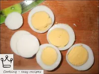 Cut the remaining egg into circles. ...