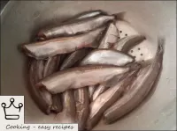 How to boil your capelin ear: Clean the capelin, r...