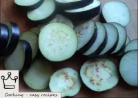 Come preparare la musaca con melanzane e patate: L...
