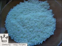 اشطف الأرز في الماء البارد. ...