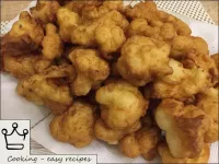 Togliere il cavolfiore fritto con un rumore su un ...