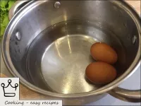 Boil the eggs hard-boiled (8 minutes after boiling...