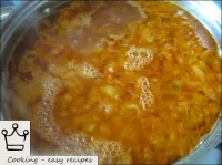 Em seguida, adicionar à sopa de macarrão (macarrão...