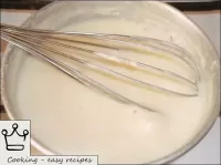 Stir thoroughly and cook the sour cream sauce for ... Stir thoroughly and cook the sour cream sauce for ...