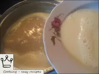 Verser le jaune préparé dans la purée de soupe de ...