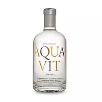 Bebida aquavit (akvavit)...